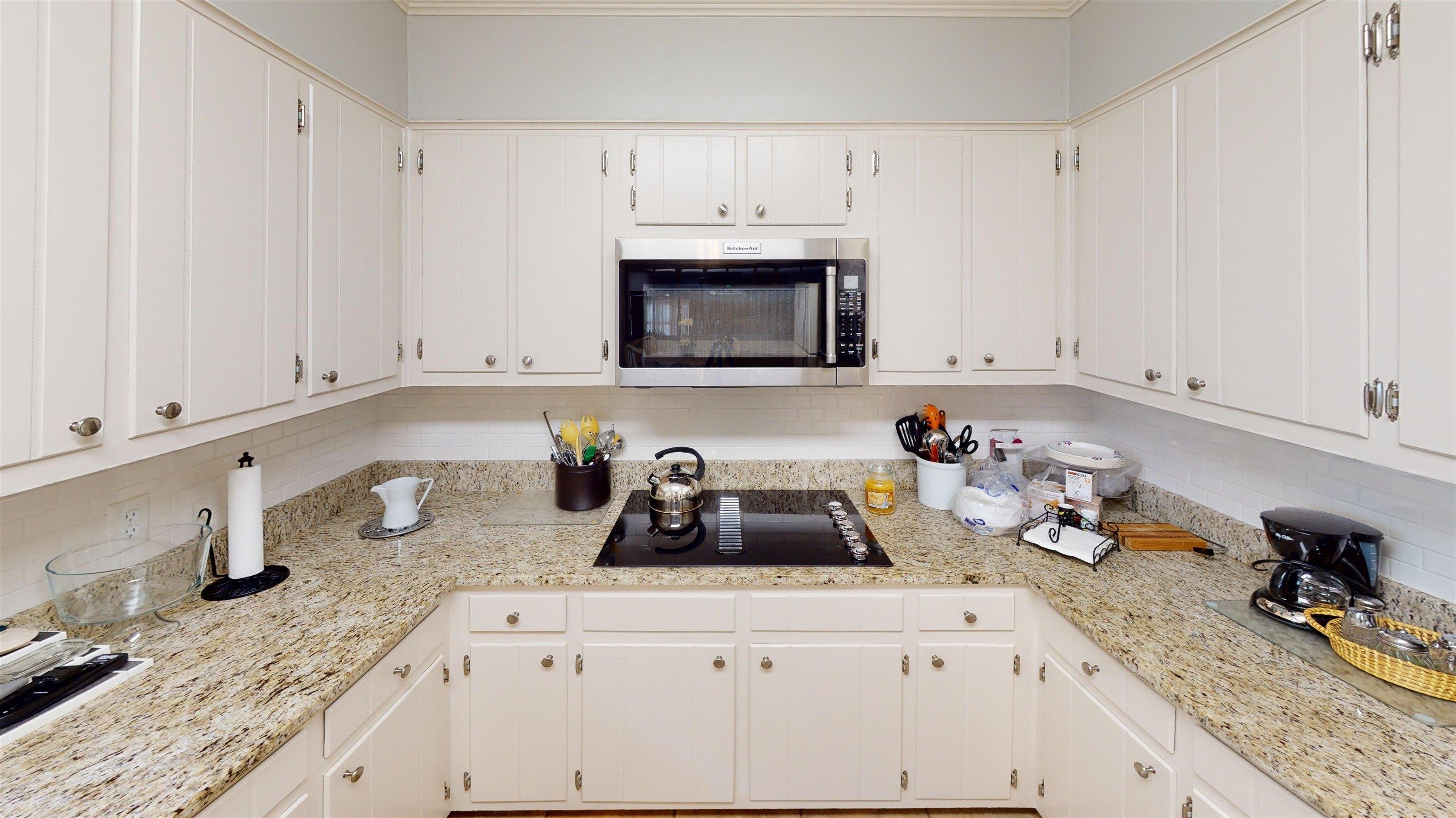 Woodside Ln, Dyersburg, TN 38024