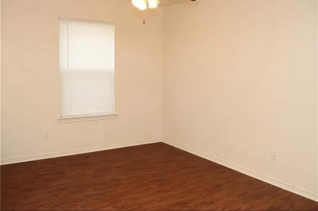 Village Garden Dr, Azle, TX 76020