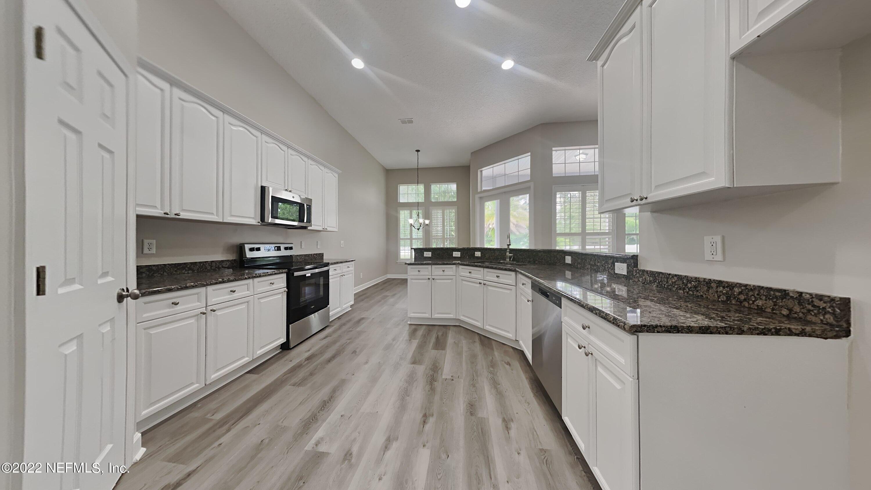 Dawsons Creek Dr, Jacksonville, FL 32222