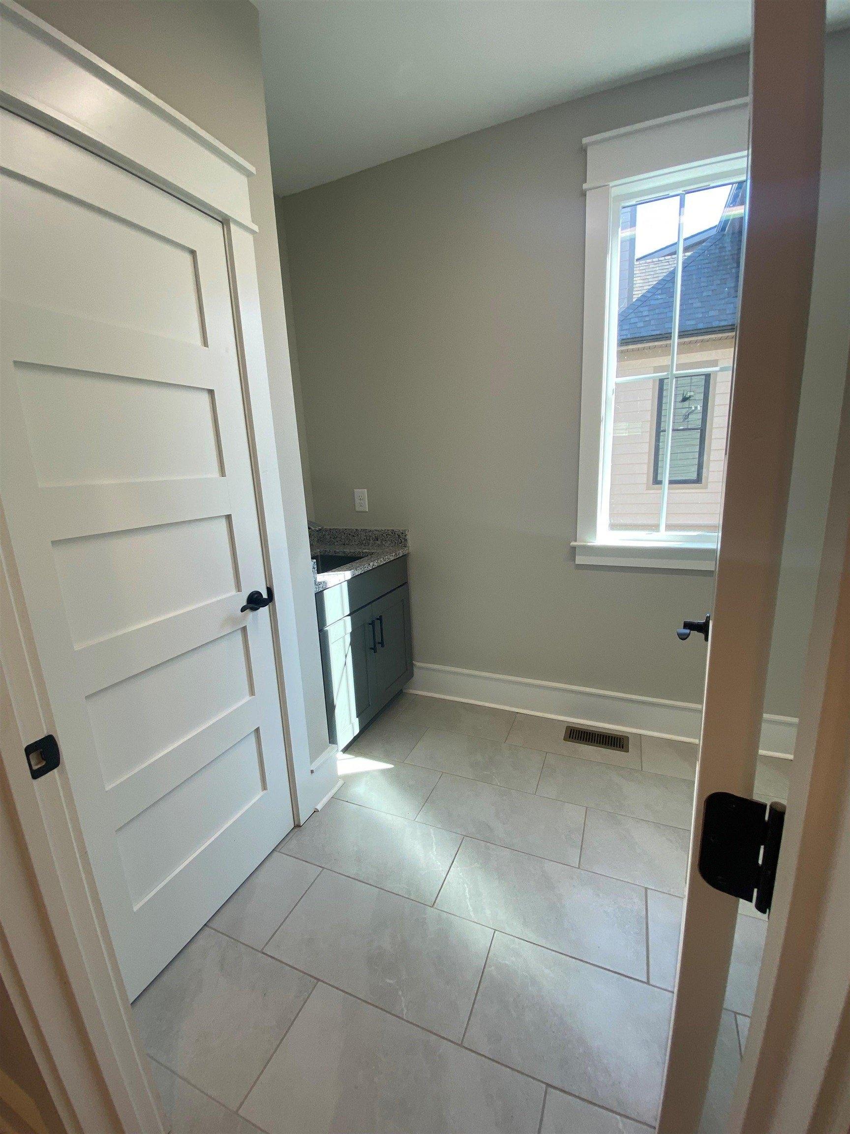 Tudor Cottage Trl, Boiling Springs, SC 29316