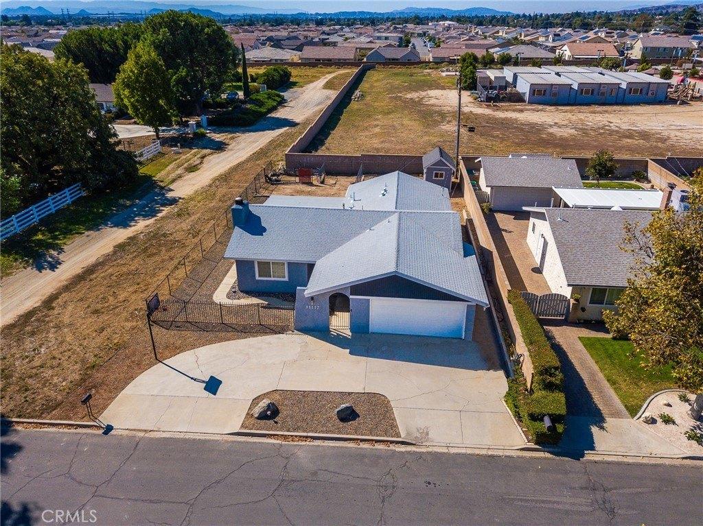 Maureen Dr, Cherry Valley, CA 92223