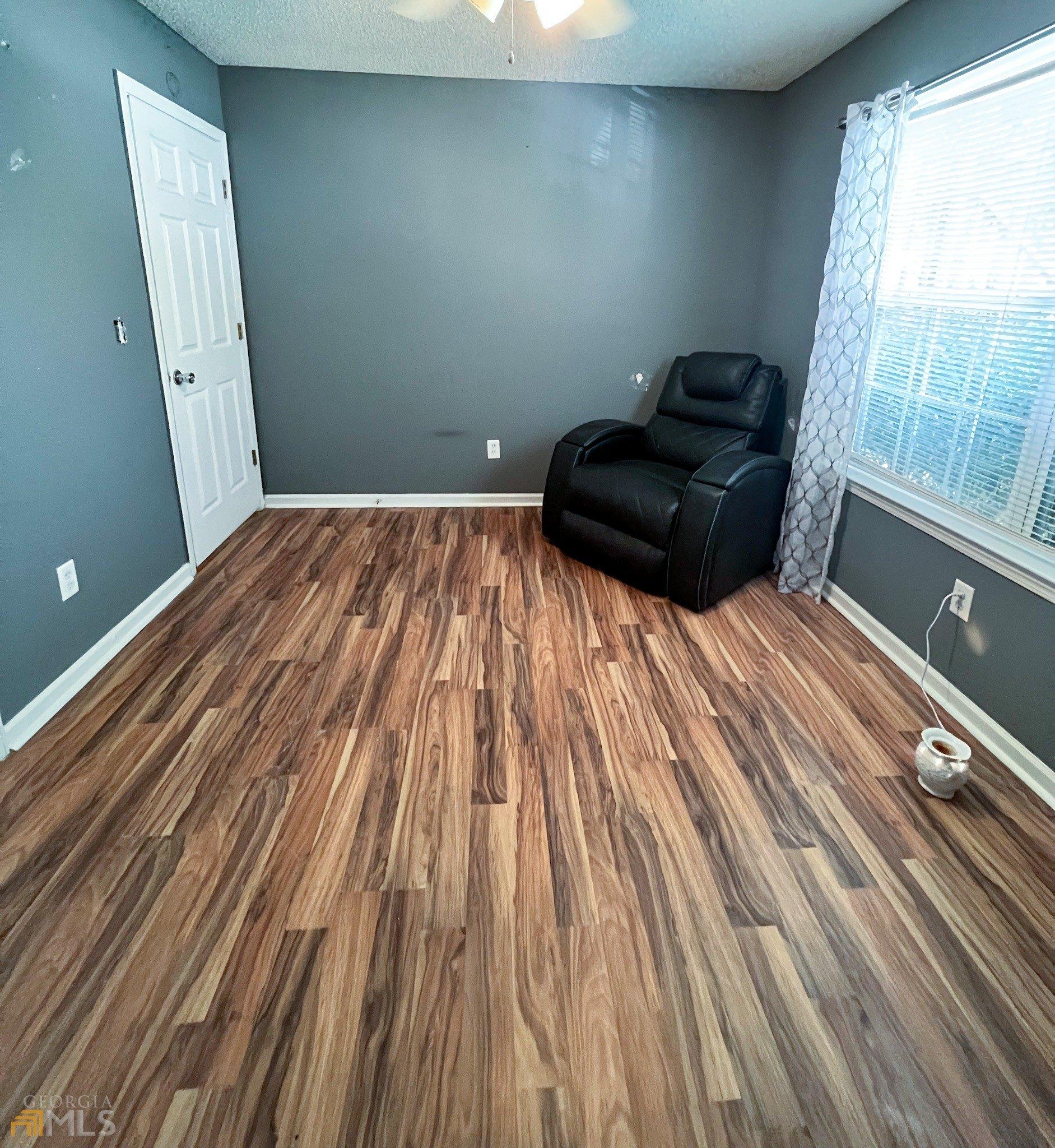 Sapphire Cir, Ellenwood, GA 30294