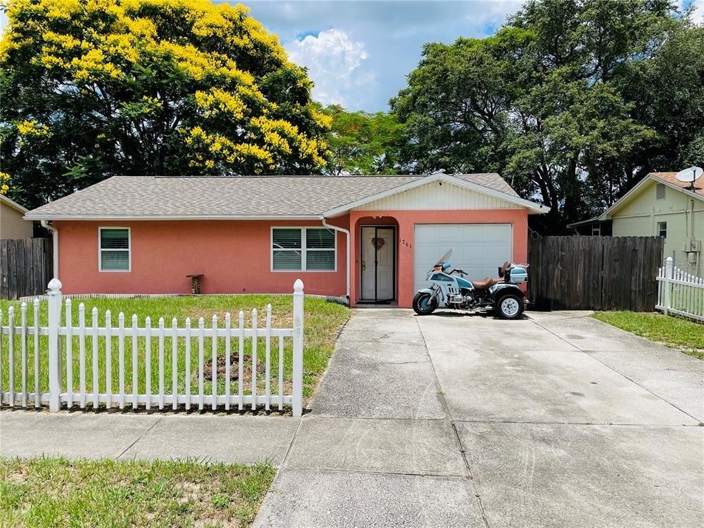 Elbert Acres Ct Ne, Winter Haven, FL 33881