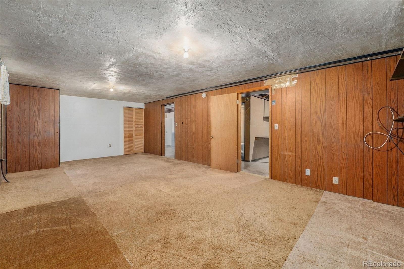 Estes Ct, Arvada, CO 80004