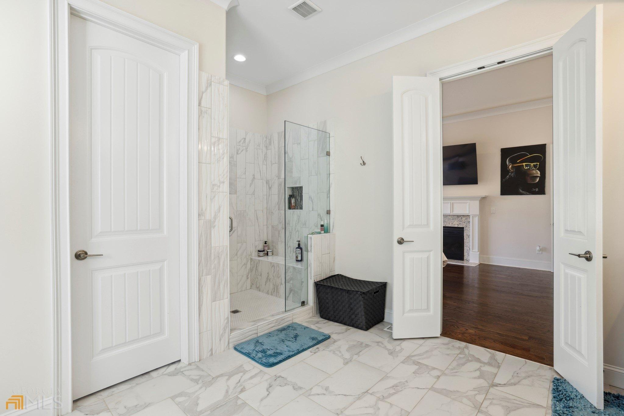 Houze Rd, Roswell, GA 30076