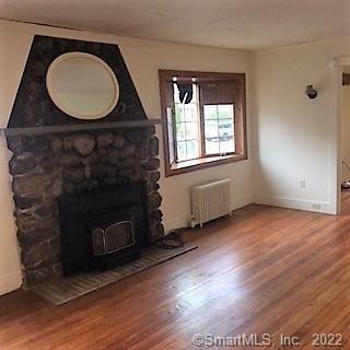 Maxson Pl, New London, CT 06320