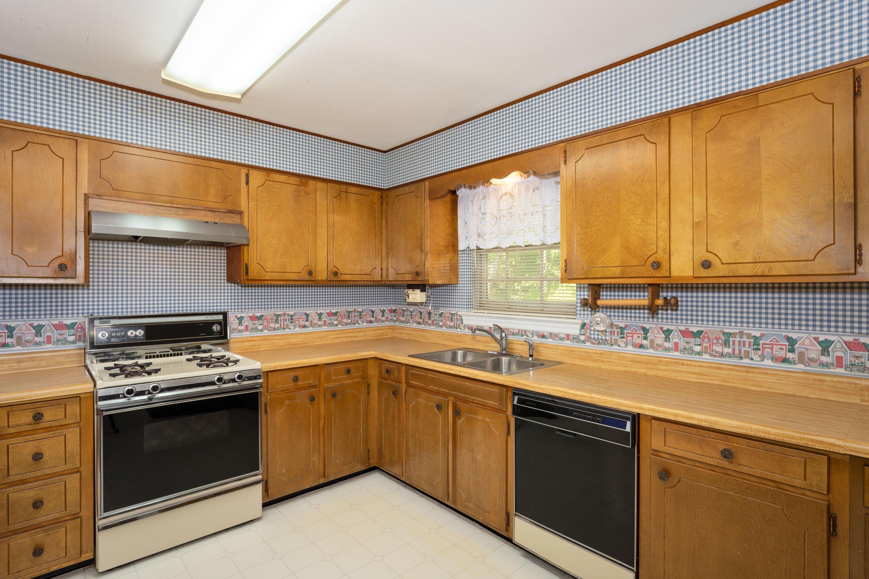 Cloverdale Loop, Hixson, TN 37343