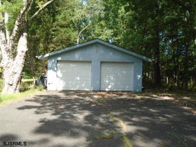 6th Ave, Hammonton, NJ 08037