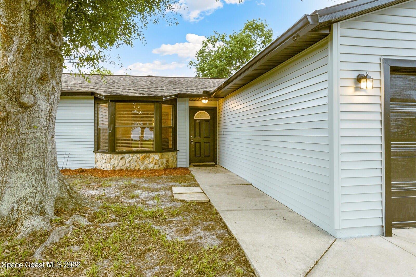 Billie Ln, Malabar, FL 32950