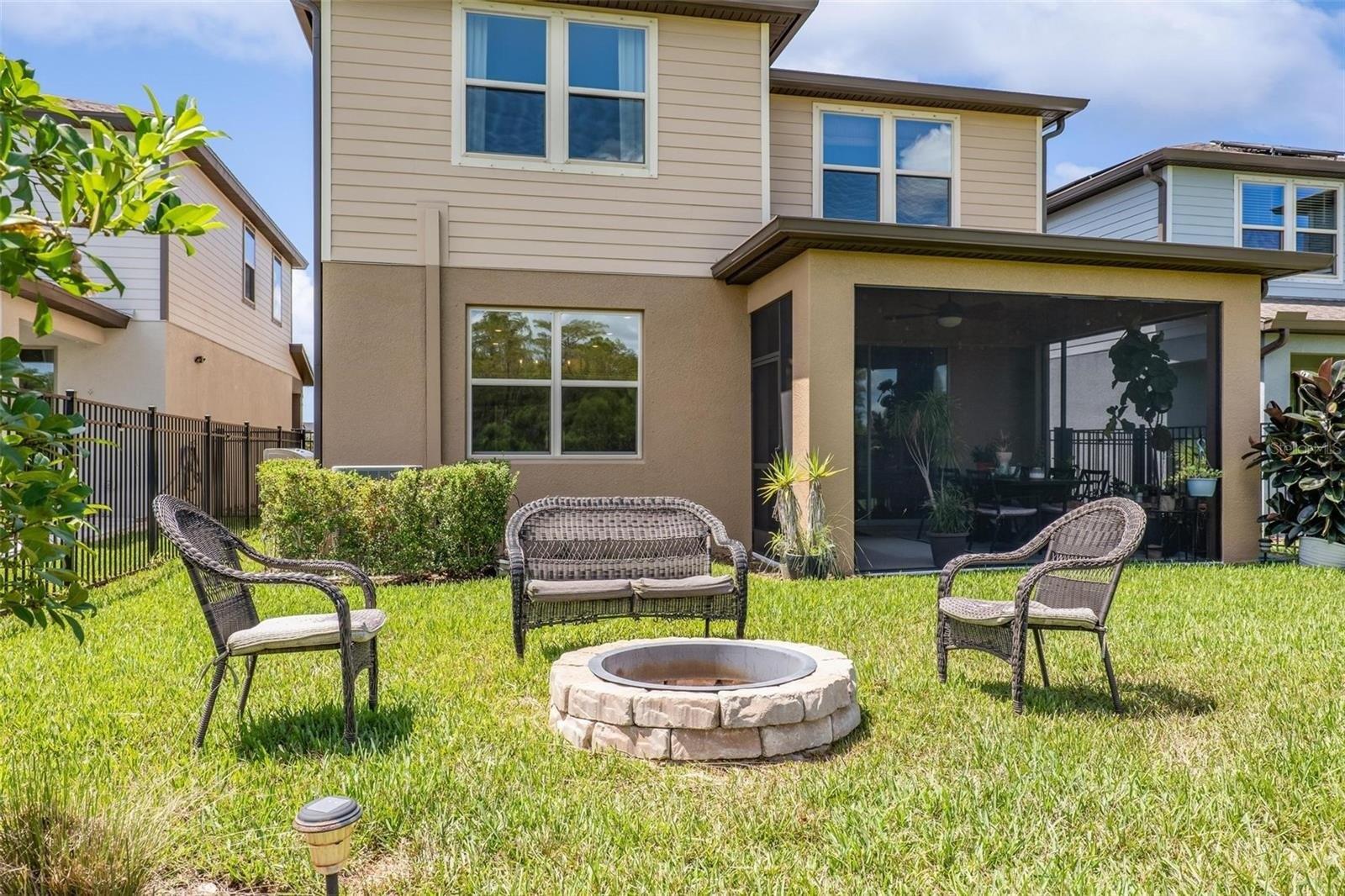 Frame Bnd, Land O Lakes, FL 34638