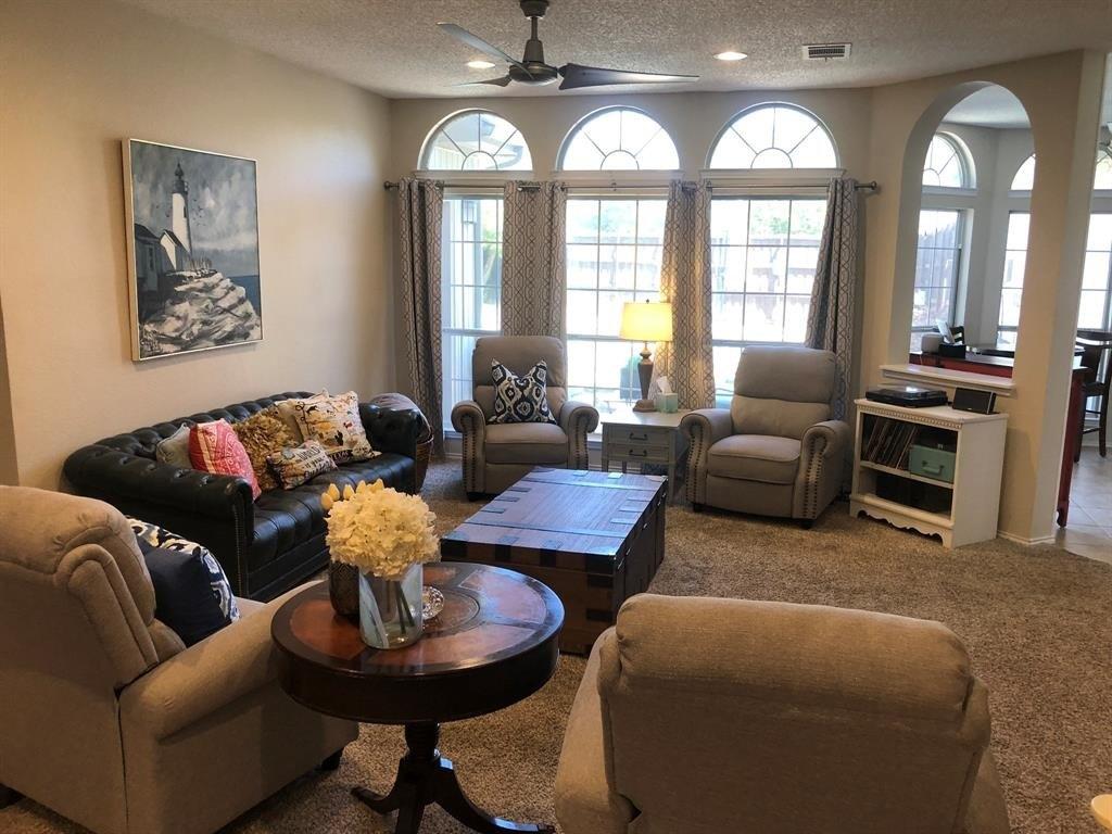 Brookhollow Dr, Rowlett, TX 75089