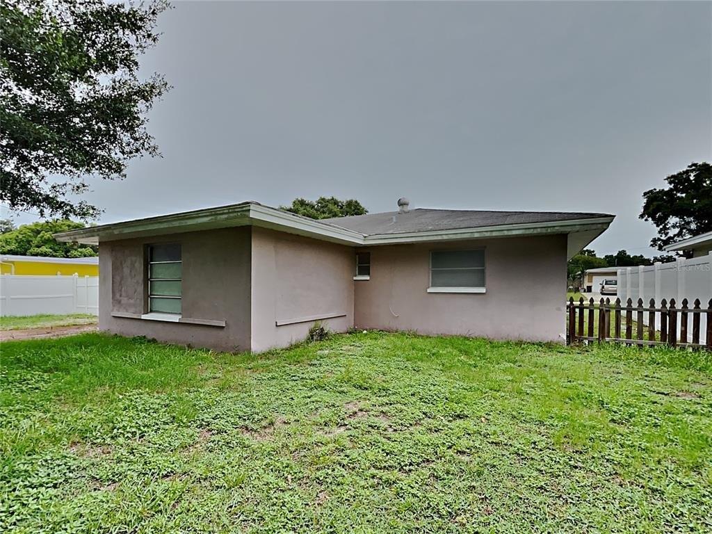 Seabreeze St, Clearwater, FL 33756