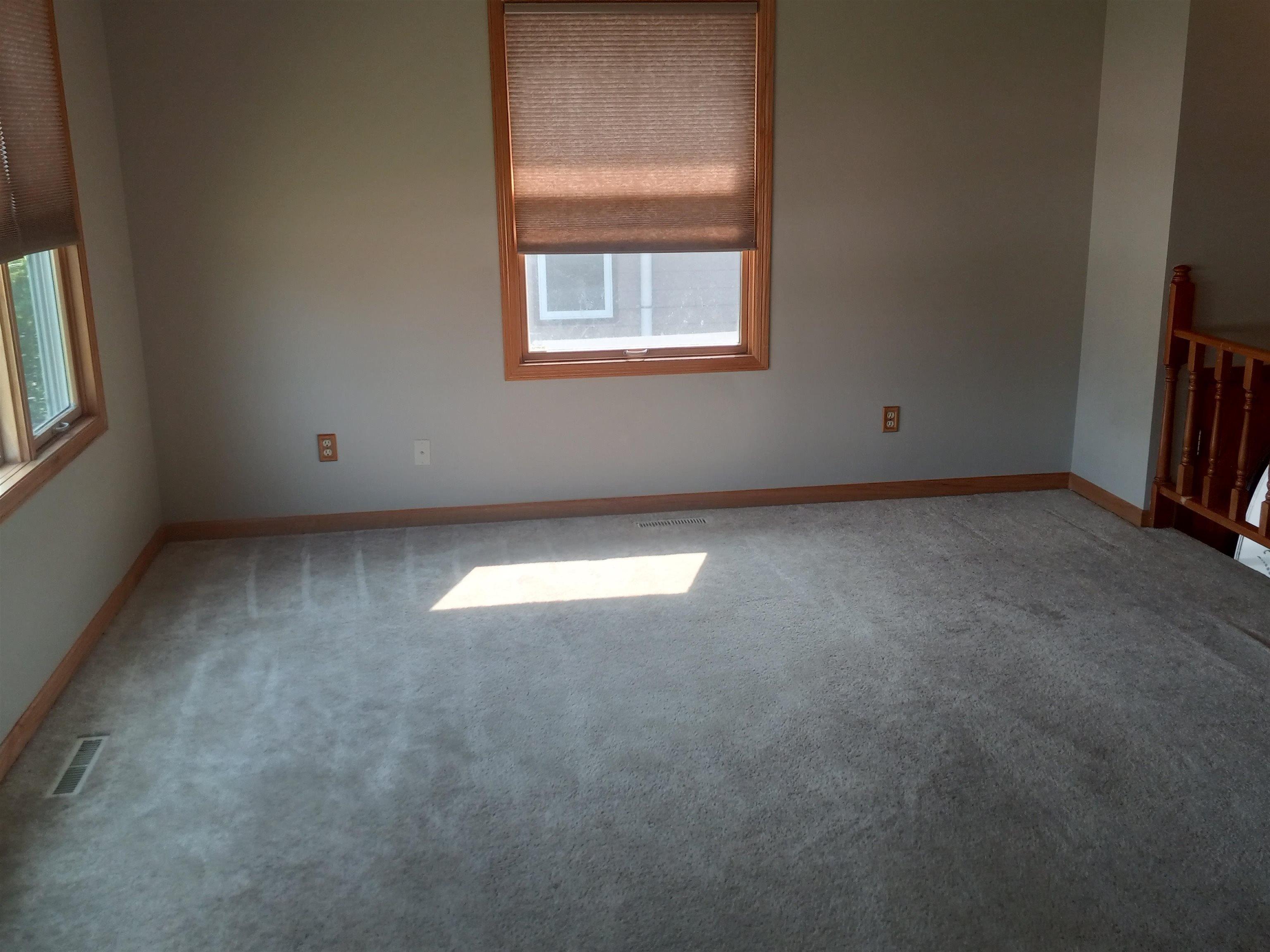 E 14th St, Yankton, SD 57078