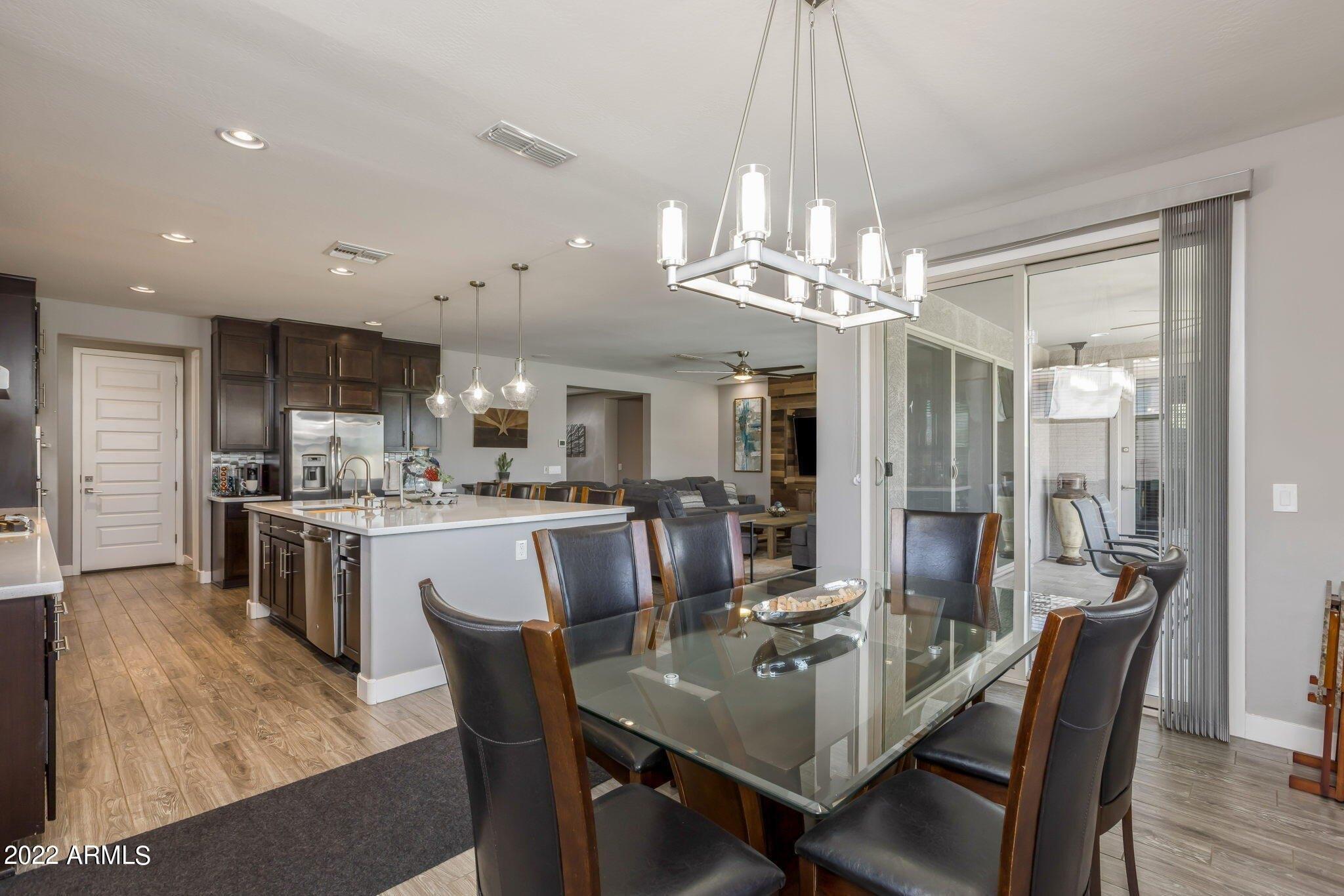 E Sheffield Dr, Mesa, AZ 85212