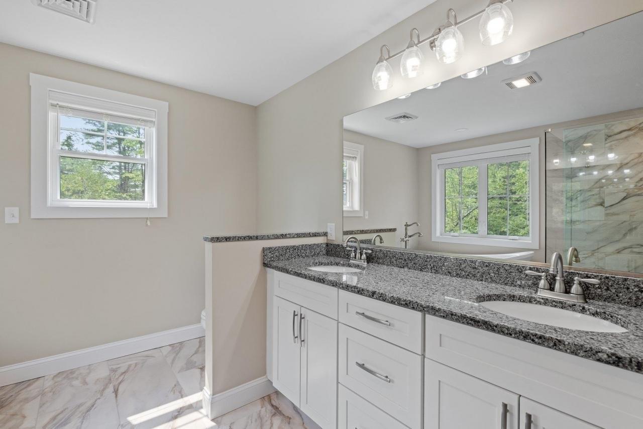 Lorden Rd, New Boston, NH 03070