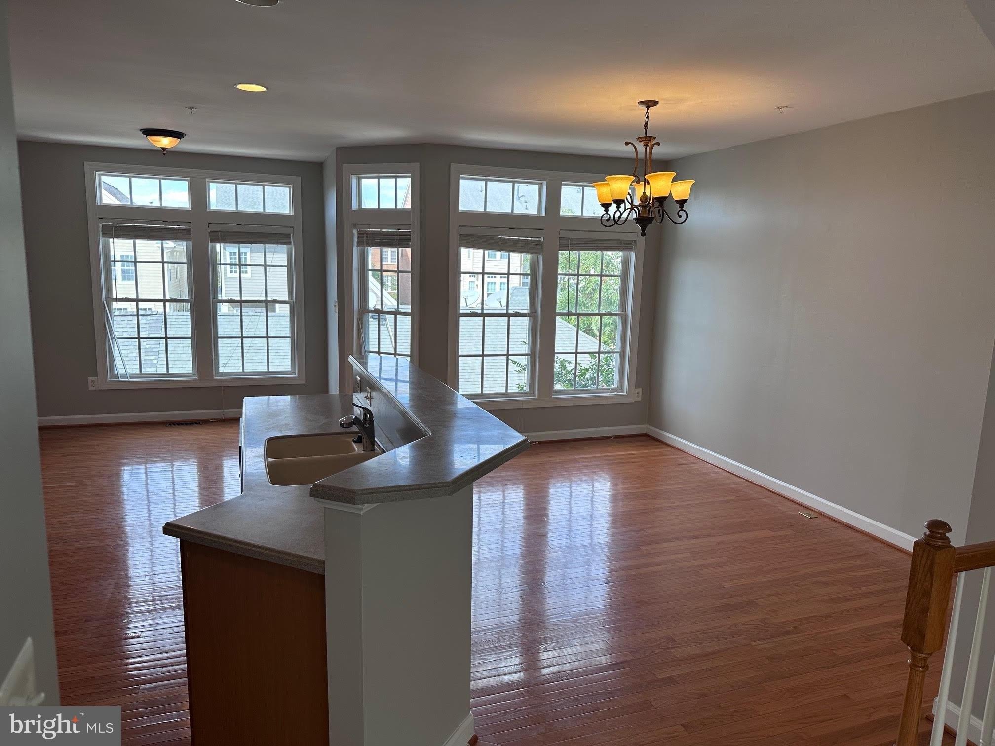 Sugarloaf Pkwy, Frederick, MD 21704