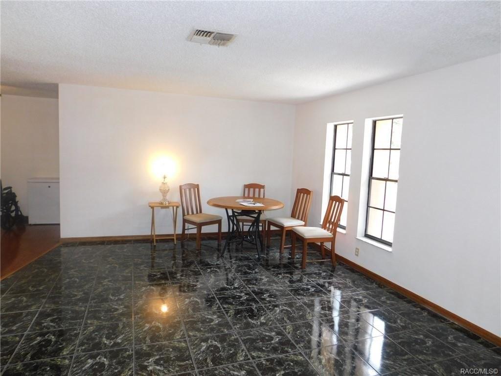 S Alpine Ave, Inverness, FL 34452