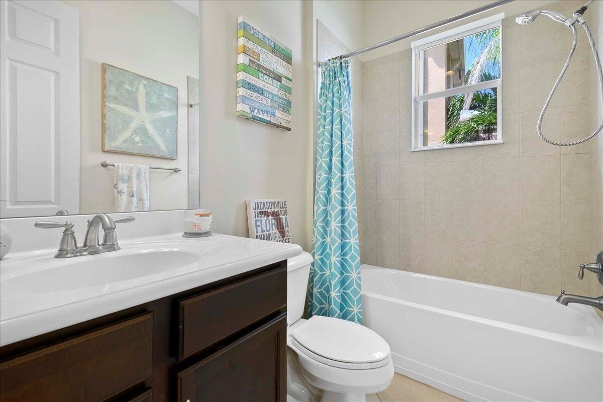 Bellarosa Cir, West Palm Beach, FL 33411