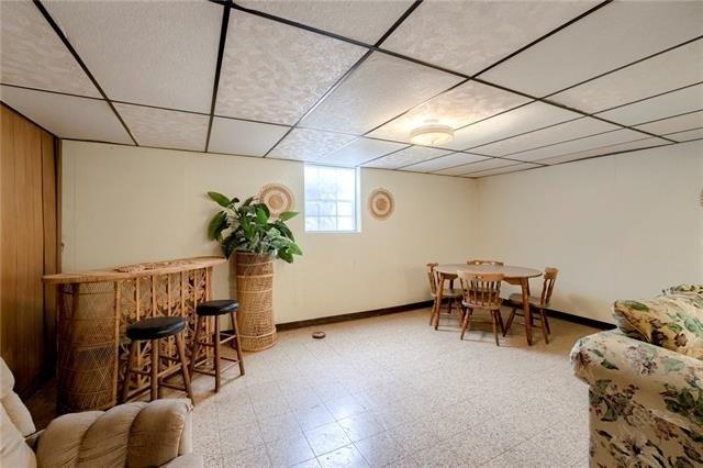 E Susquehanna Rdg, Independence, MO 64056