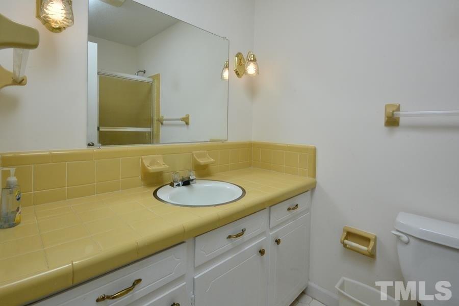 Redmond Dr, Durham, NC 27712