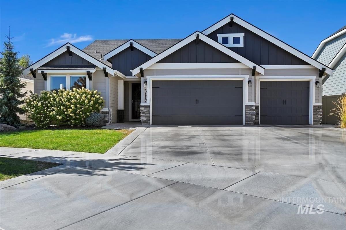 S Saxony Ave, Eagle, ID 83616
