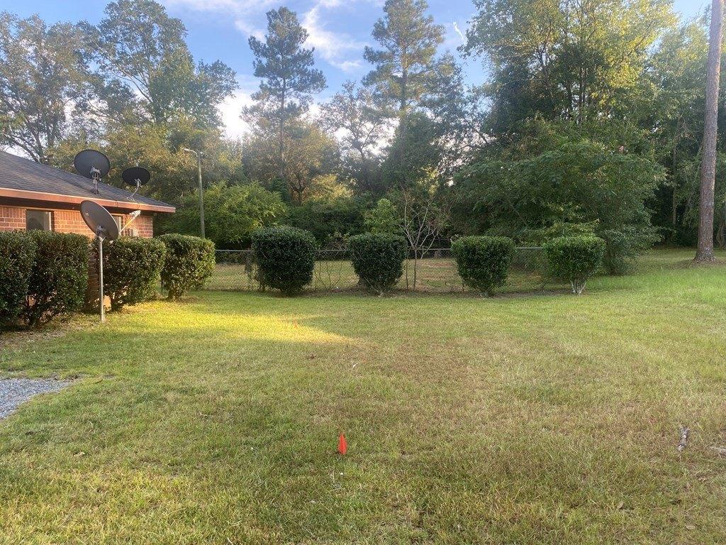 Plumcrest Ave, Albany, GA 31705
