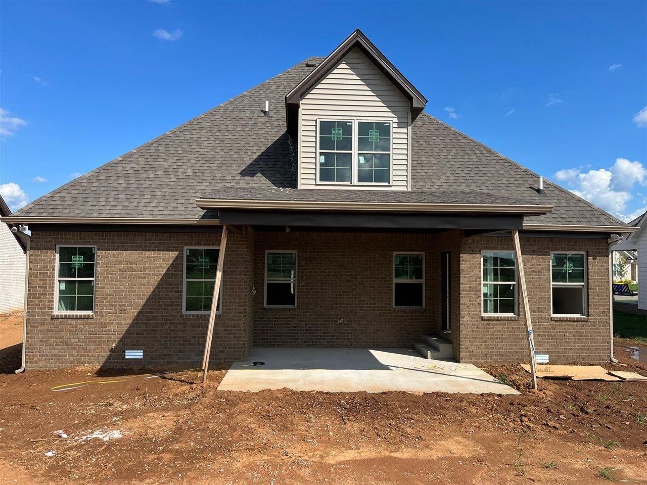 Olde Gap St, Bowling Green, KY 42104