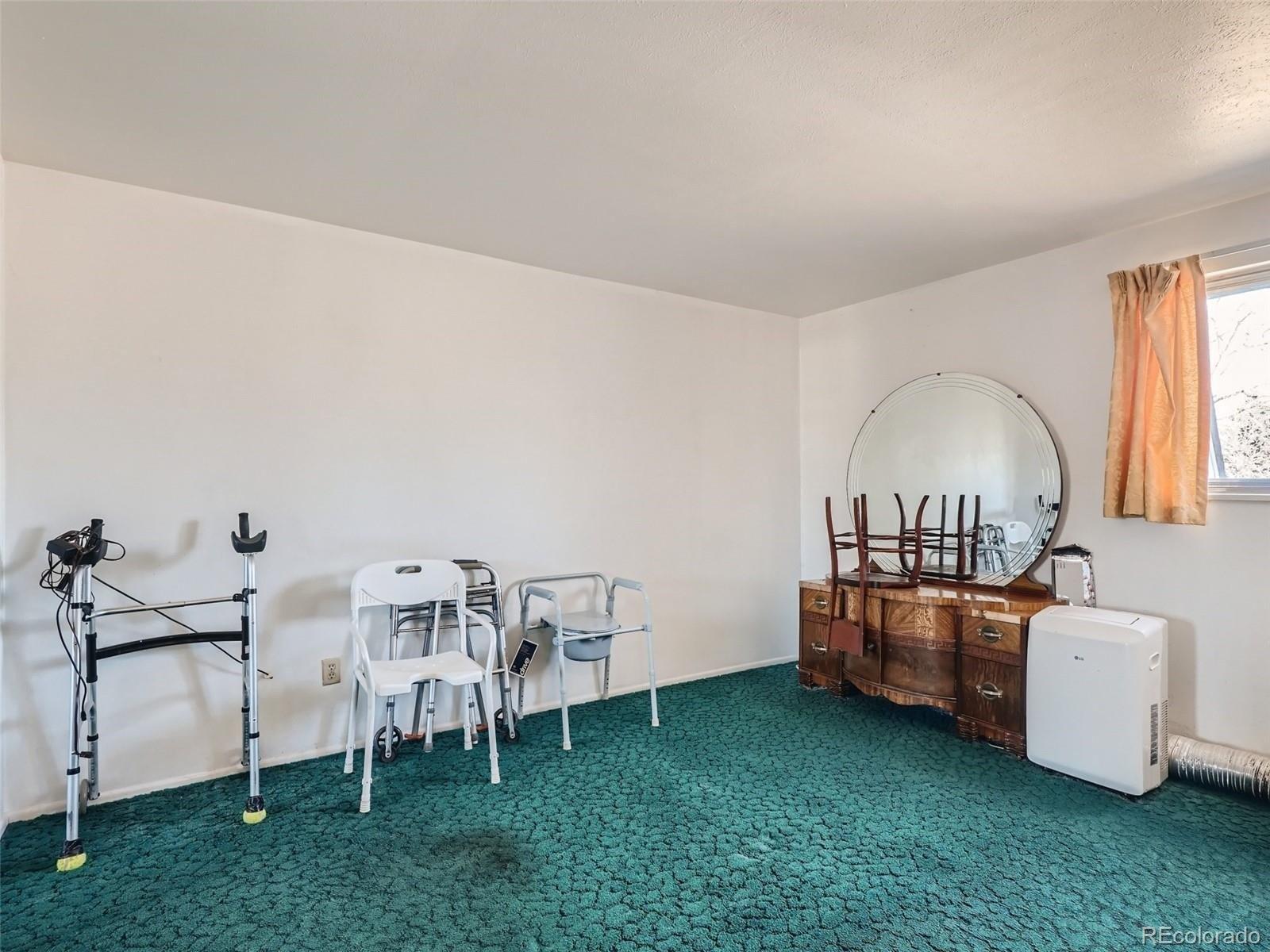 S Chester Ct, Denver, CO 80231