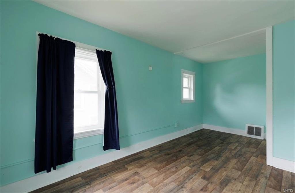 N Pearl Ave, Watertown, NY 13601