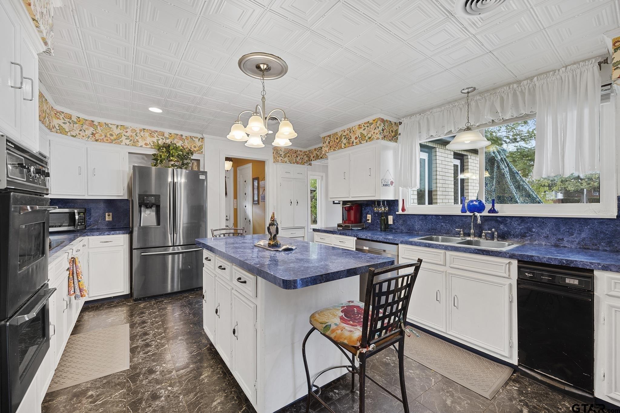 N Ponsard St, Troup, TX 75789