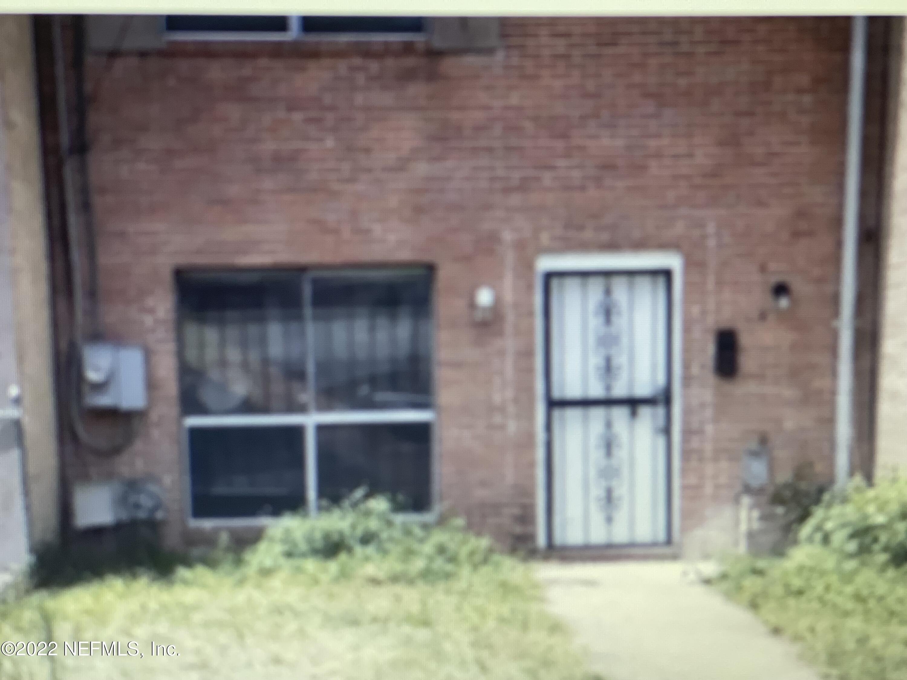 Ken Knight Dr E, Jacksonville, FL 32209