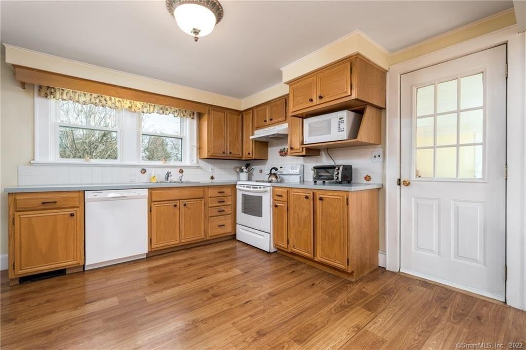 Hillsdale Ave, Ridgefield, CT 06877
