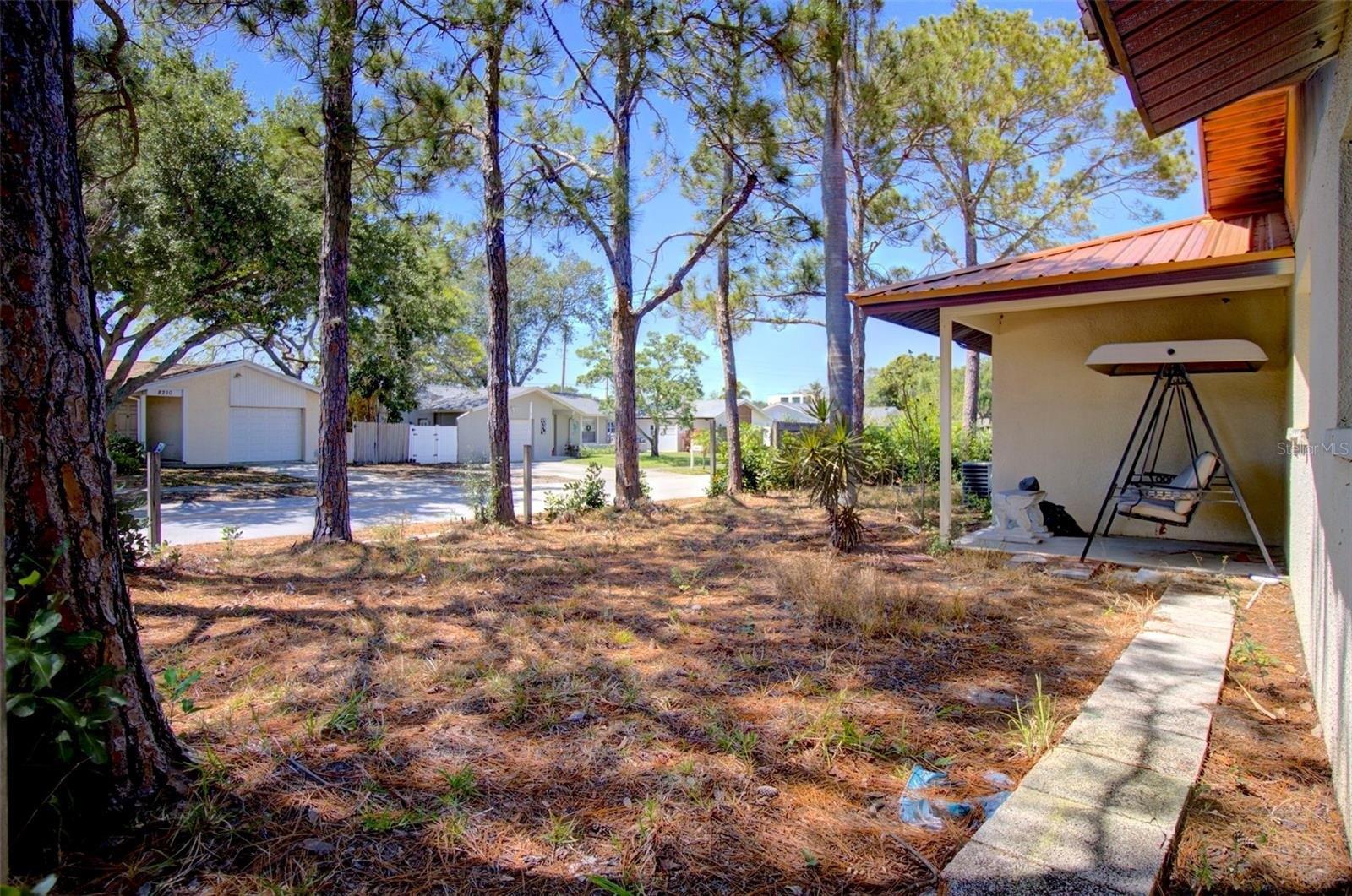 82nd Ave, Seminole, FL 33776
