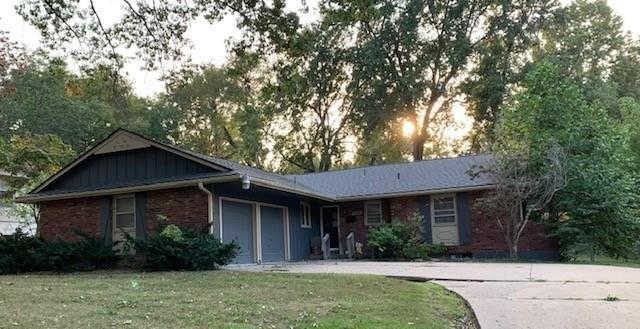 Sterling Ave, Raytown, MO 64133