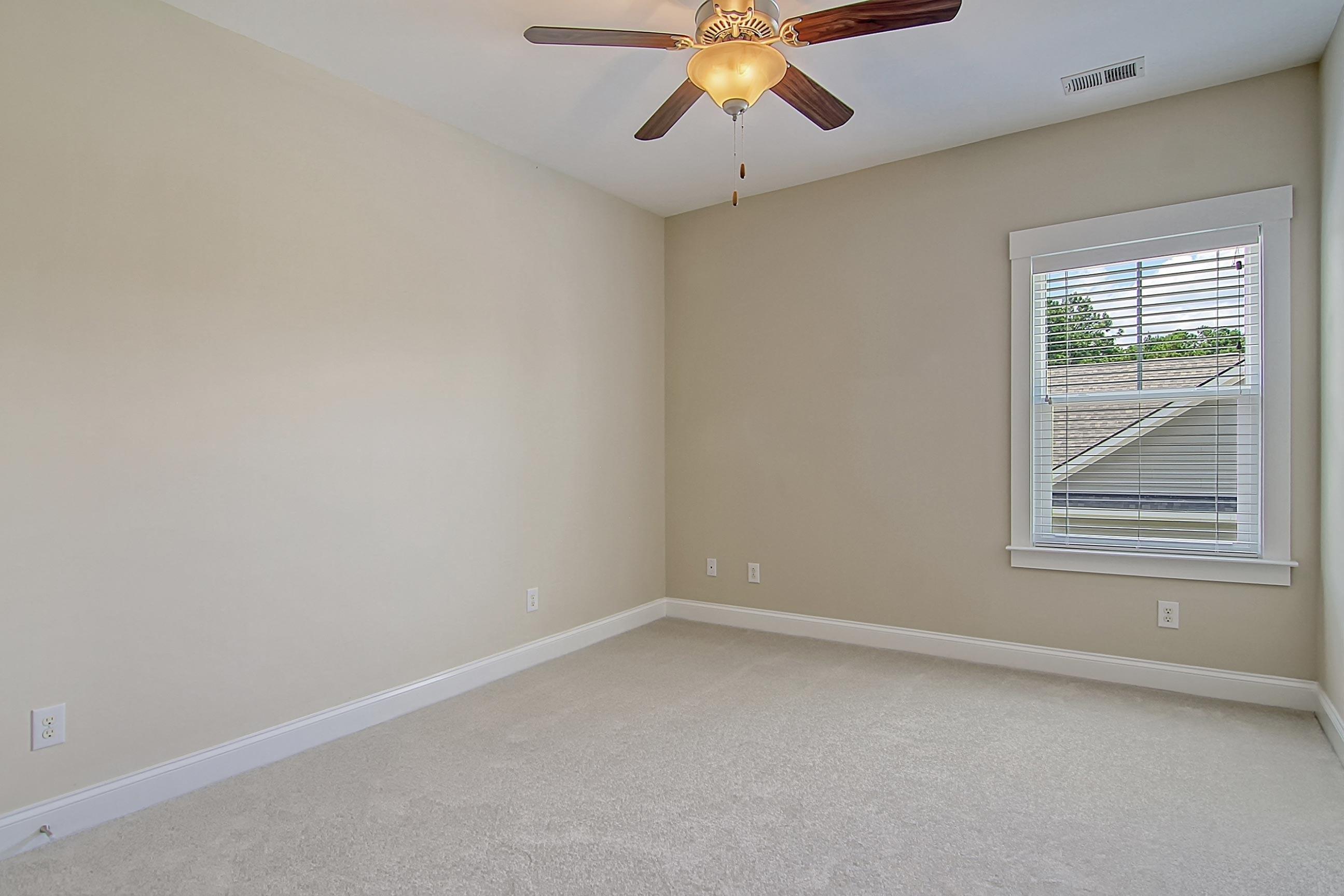 Home Town Ln, Ravenel, SC 29470