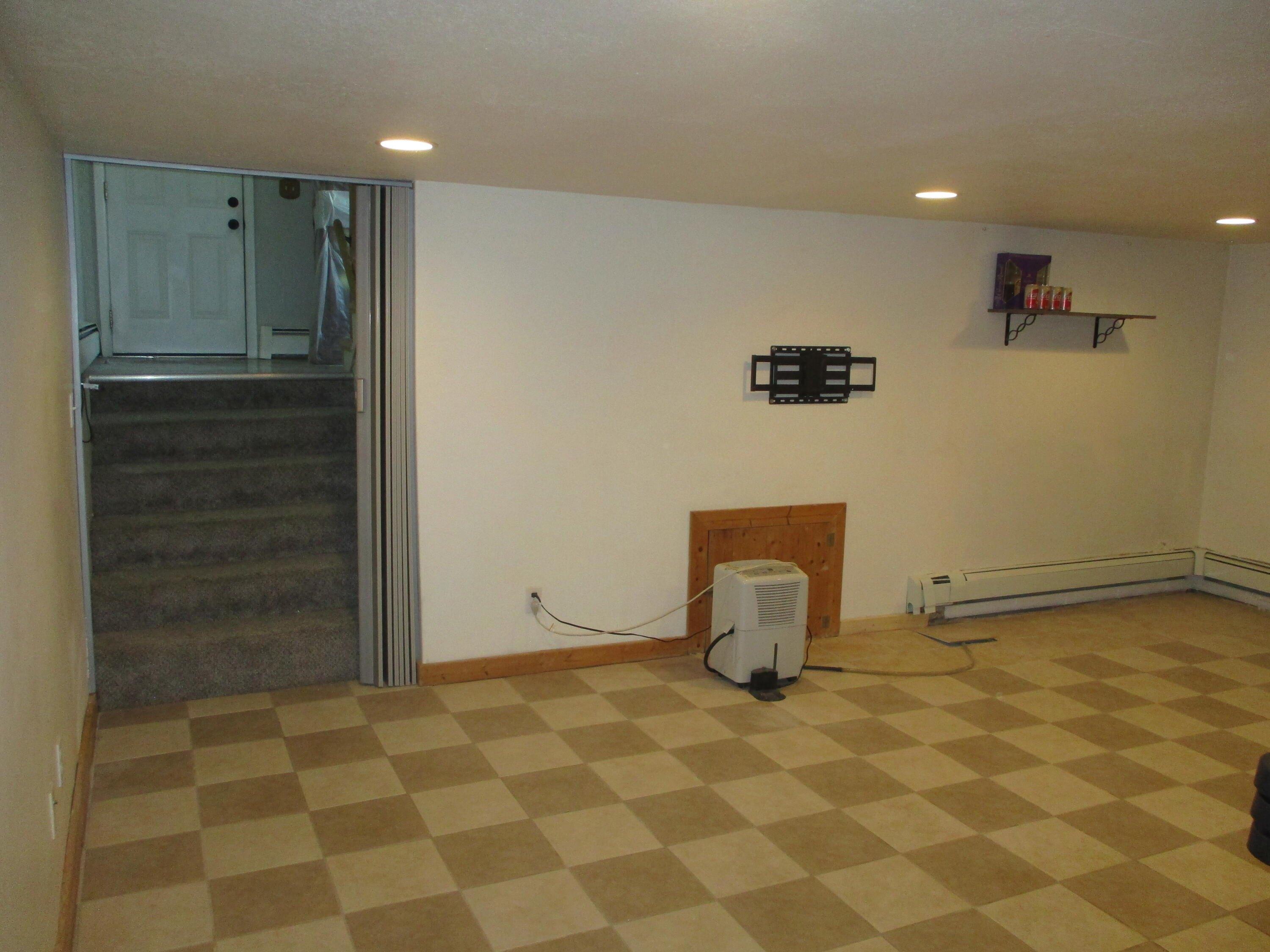 Hobbs Dr, Alpena, MI 49707
