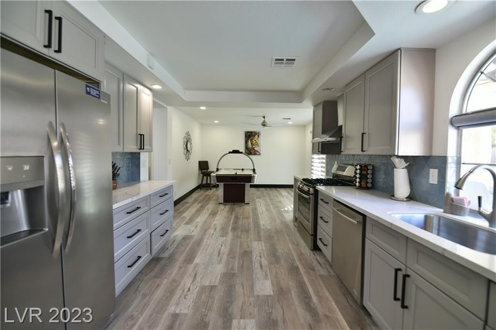 Plain Sight Ave, Henderson, NV 89014