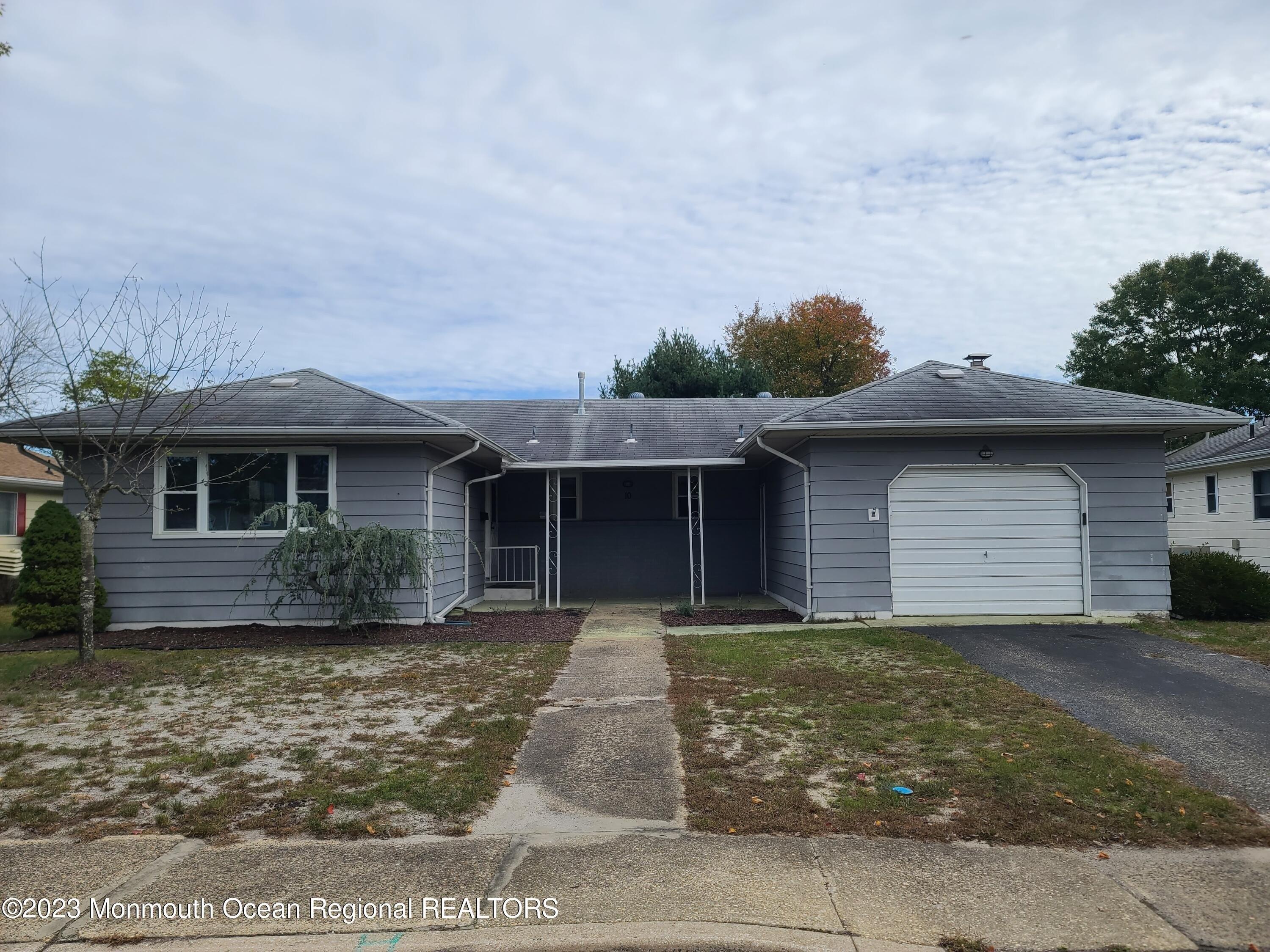 Cumana St, Toms River, NJ 08757