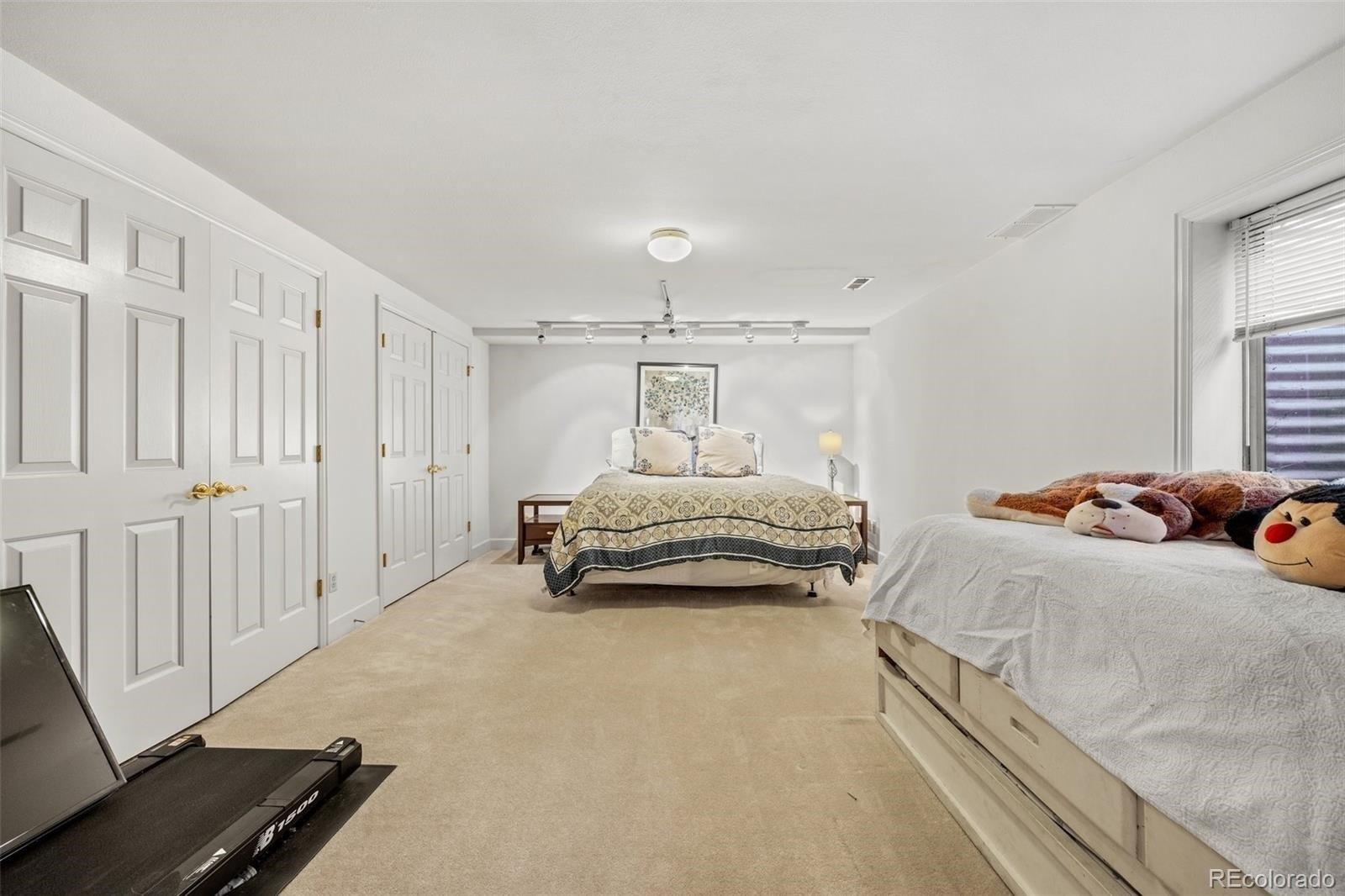 S Parfet Dr, Lakewood, CO 80227