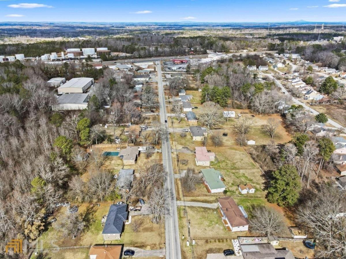 Durelee Ln, Douglasville, GA 30134