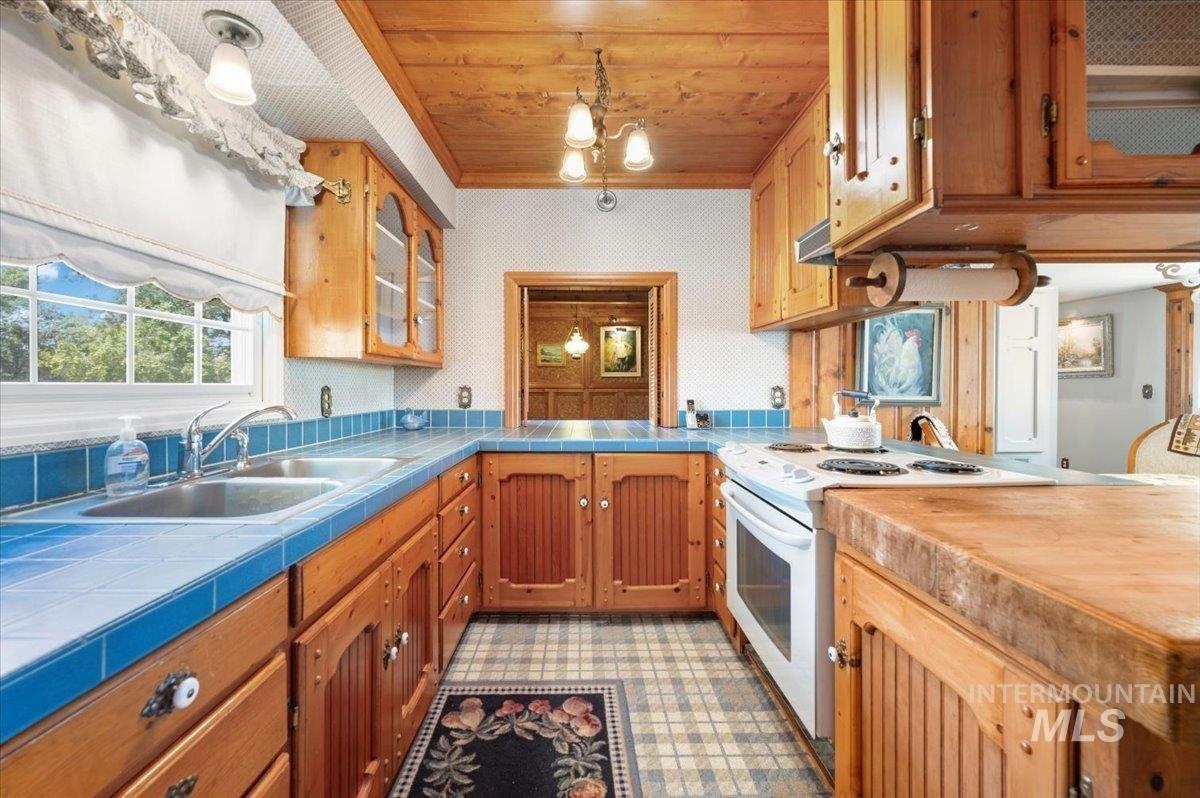 W Central Rd, Emmett, ID 83617
