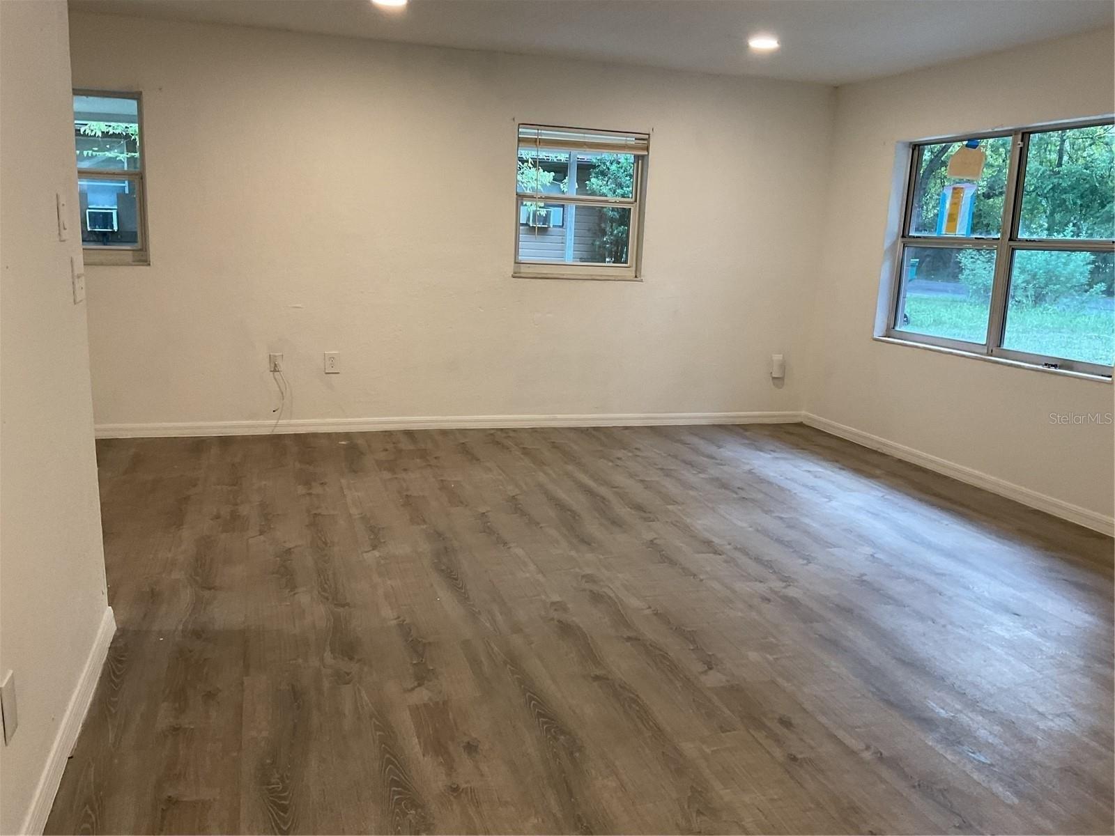 Pitt St, Wildwood, FL 34785