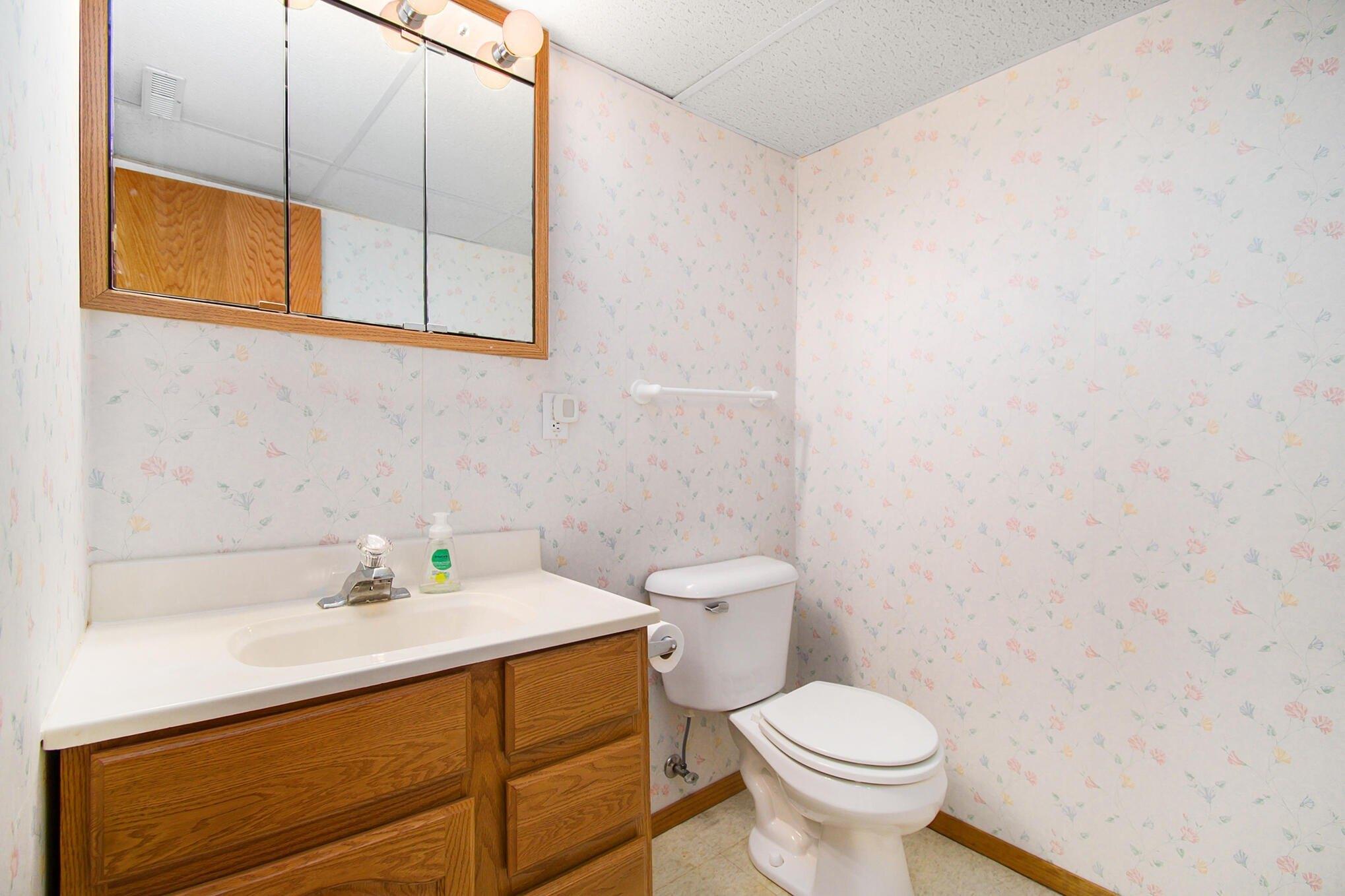 Weston Ave, Kalamazoo, MI 49006