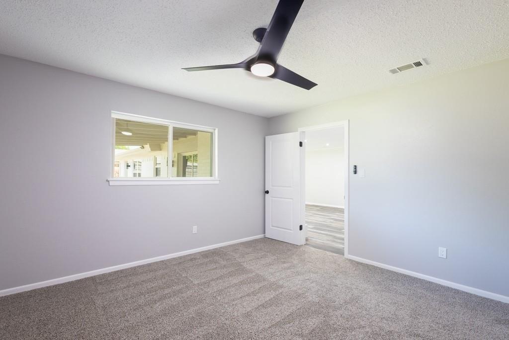 Thompson St, Fort Worth, TX 76134