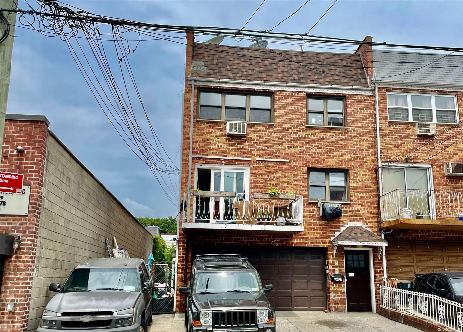 59th Dr, Maspeth, NY 11378