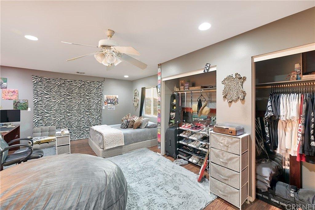 Sacramento Ave, Acton, CA 93510