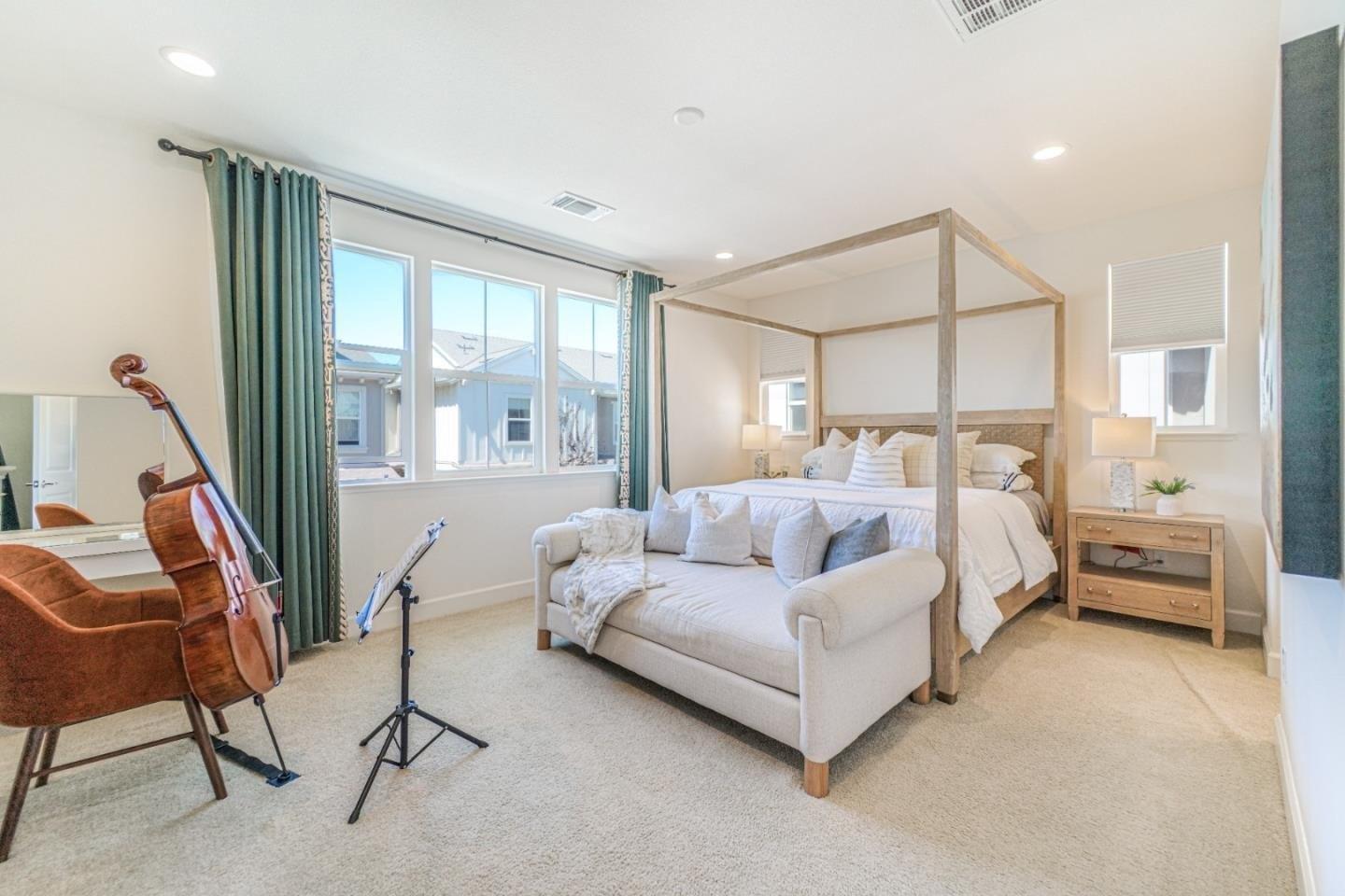 Hickory St, Newark, CA 94560