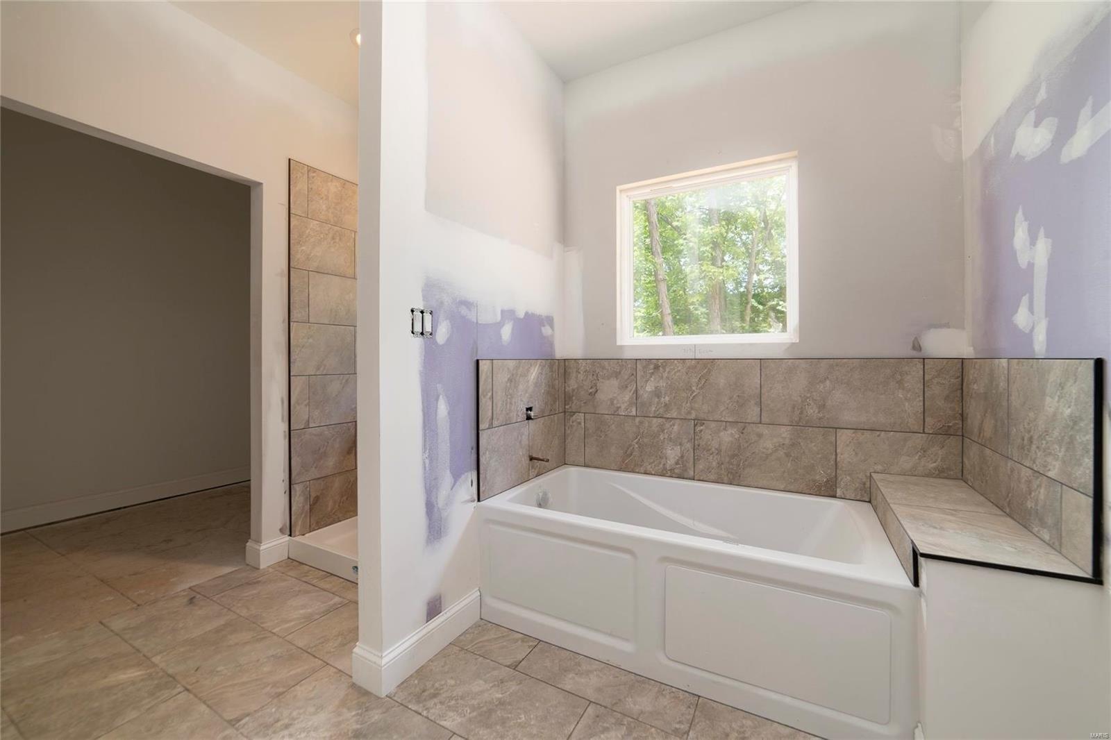Ralls Dr, Troy, MO 63379