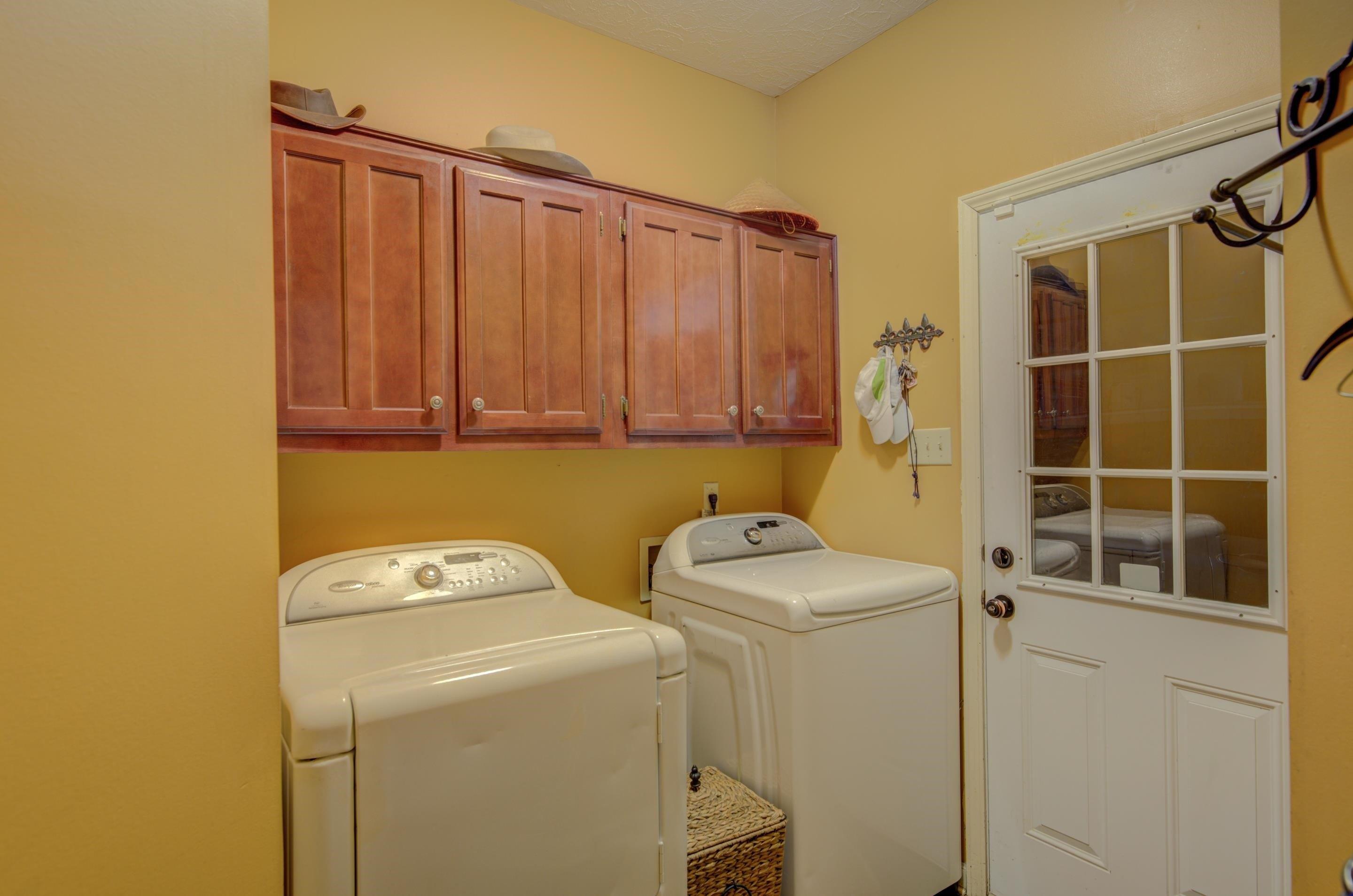 Dexter Ln, Cordova, TN 38016