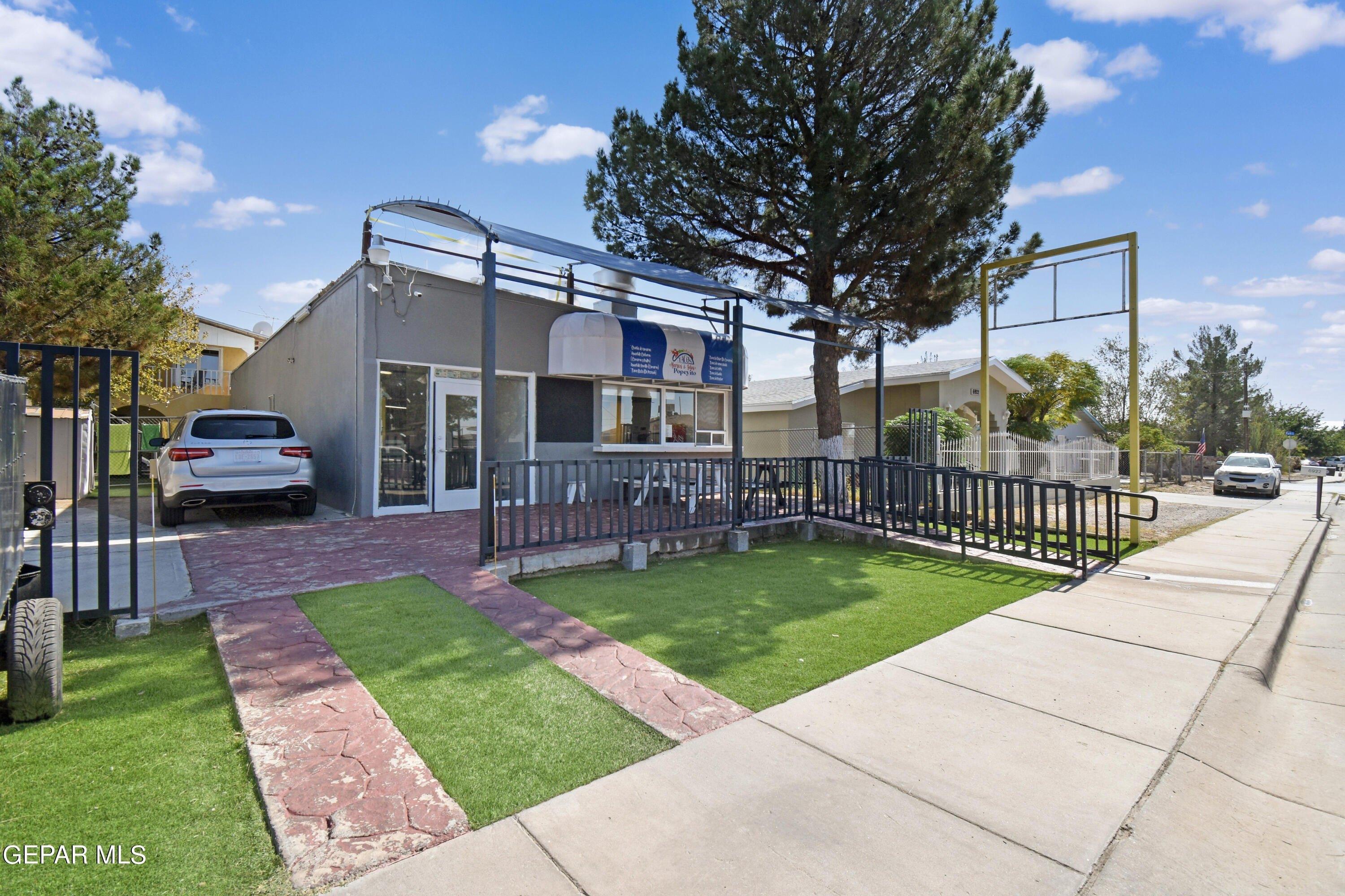 3rd St, Canutillo, TX 79835